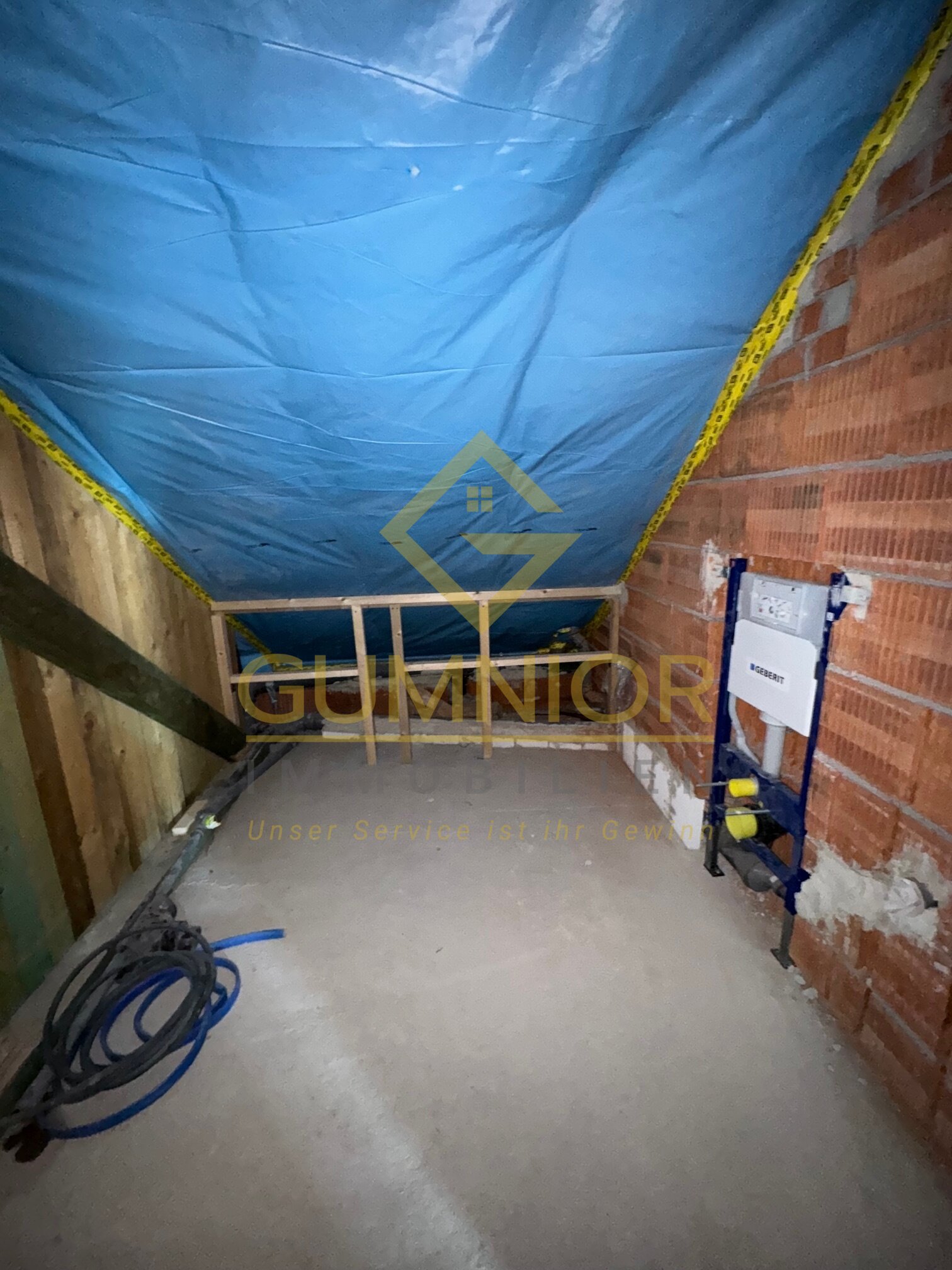 Wohnungspaket ** 2 Galeriewohnungen zum Selbstausbau ** Top Renditemöglichkeit