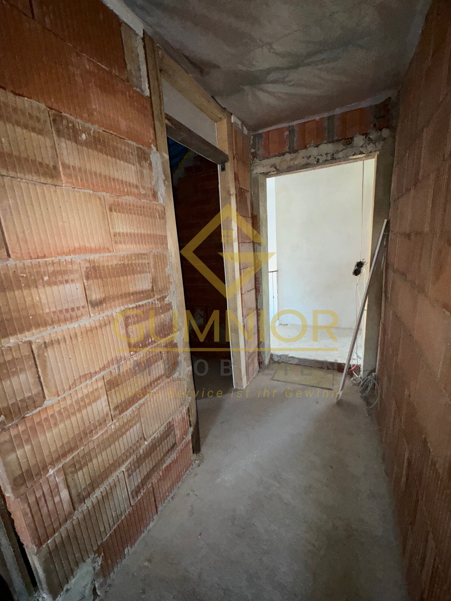 Wohnungspaket ** 2 Galeriewohnungen zum Selbstausbau ** Top Renditemöglichkeit