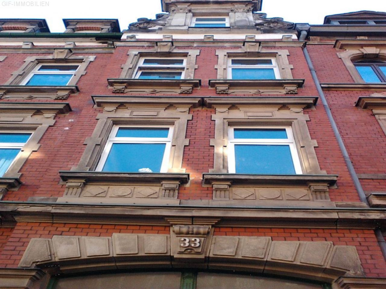 Starkes Rendite-Paket direkt in Hof -- 8 Gebäude mit insgesamt 48 WE 