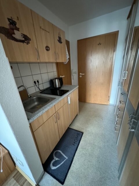 Gepflegtes Apartment mit Balkon in verkehrsgünstiger Wohnlage ** Kochnische** bald leerstehend