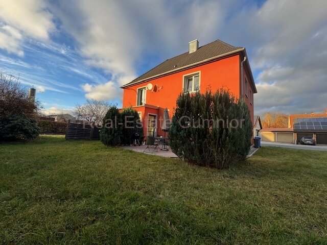 Grafenwöhr: RESERVIERT!! Modernisiertes 1-2 Fam.-Wohnhaus mit schönem Grundstück nähe des Zentrums ** Gepflegt ** Grafenwöhr: RESERVIERT!! Modernisiertes 1-2 Fam.-Wohnhaus mit schönem Grundstück nähe des Zentrums ** Gepflegt **