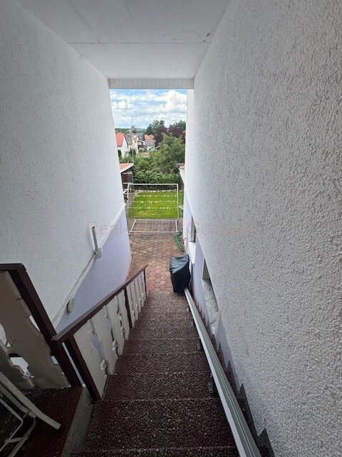 Großzügiges Wohnhaus mit Einliegerwohnung- Pelletsofen** Tolles Grundstück -- Wintergarten ** Top**