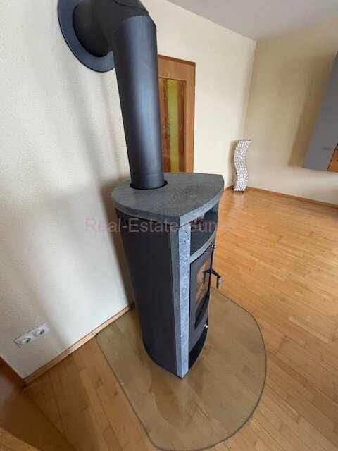 RESERVIERT!! Charmante Erdgeschoss-Wohnung mit Kamin und Fernblick – Ihr neues Zuhause!