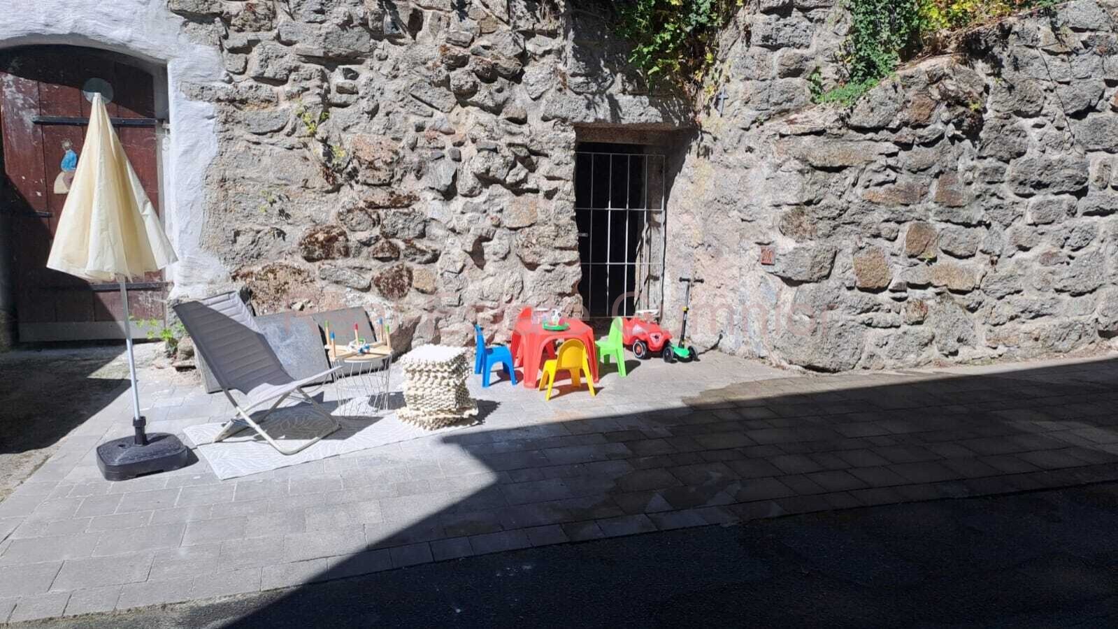 Gepflegte 3 Zimmer EG-Wohnung im Zentrum ** PLUS EBK ** Terrasse im Aussenbereich