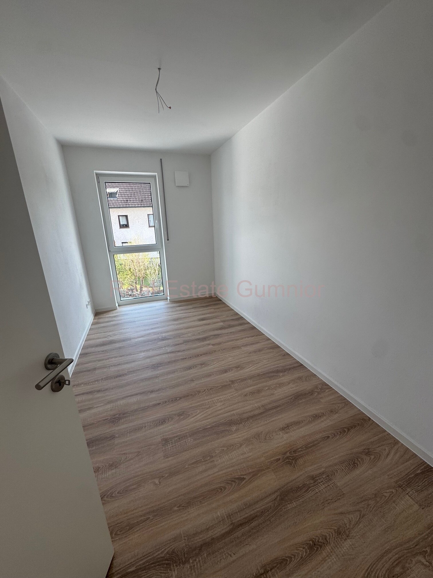 Großzügig und Gemütlich* 3-4  Zimmer - Souterrain -  Wohnung mit Terrasse ** QNG - KfW-Förderfähig 