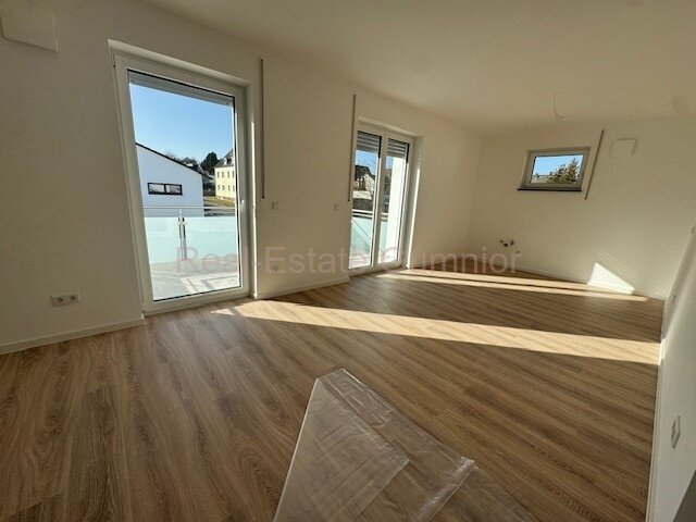 Erstbezug ** Hoher Wohnkomfort -- wenig Nebenkosten ** Balkon ** Top Ausstattung