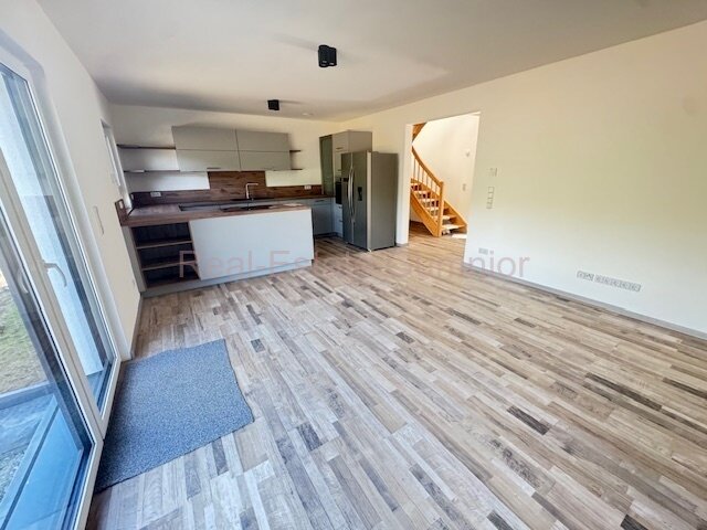 Erstbezug !!! Modernes Wohnhaus mit großem Garten -- KfW 40 PLUS  mit EBK