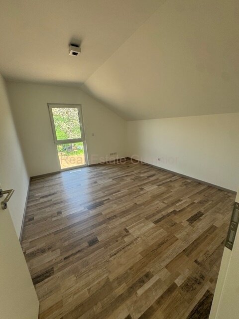 Erstbezug !!! Modernes Wohnhaus mit großem Garten -- KfW 40 PLUS  mit EBK