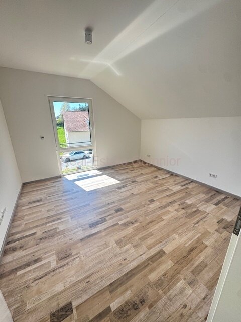 Erstbezug !!! Modernes Wohnhaus mit großem Garten -- KfW 40 PLUS  mit EBK