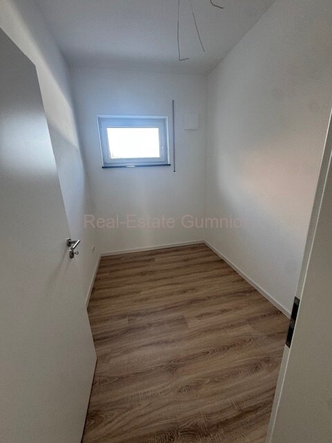 Großzügig und Gemütlich* 3-4 Zimmer - Souterrain - Wohnung mit Terrasse ** QNG - KfW-Förderfähig
