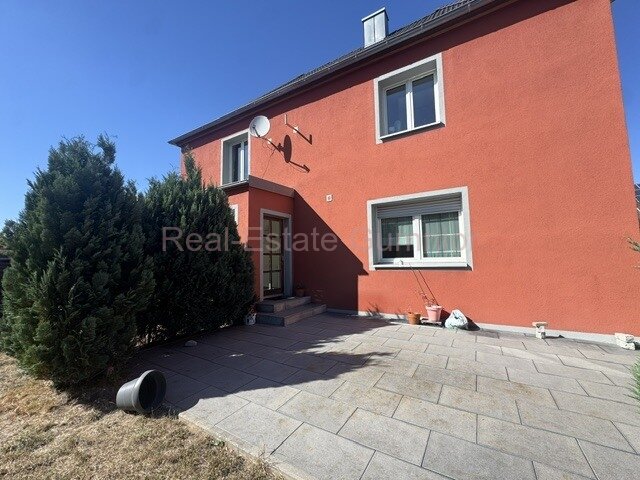 Großzügiges City-Haus -- Leerstehend ** mit weitläufigen Grundstück ** Top