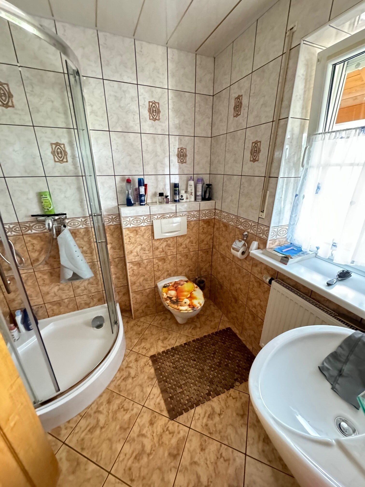 Gäste-WC im EG Gäste-WC im EG
