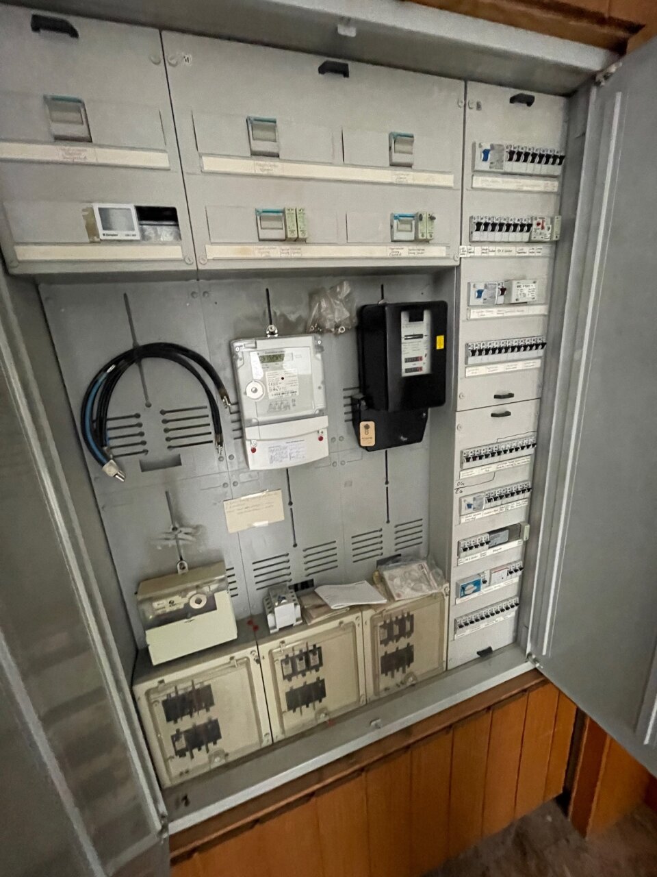 Elektro-Zählerschrank Elektro-Zählerschrank