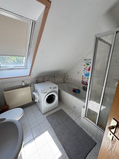 Wohnung DG Bad Wohnung DG Bad