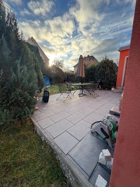 RESERVIERT!! Modernisiertes 1-2 Fam.-Wohnhaus mit schönem Grundstück nähe des Zentrums ** Gepflegt ** 