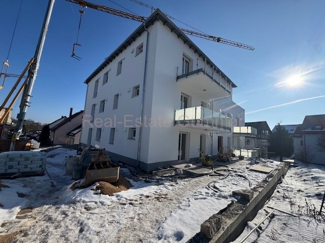 Windischeschenbach: Top Investment ** 2 Zimmer Wohnung mit 2 Balkonen ** QNG - KfW-Förderfähig und Sonder Afa  