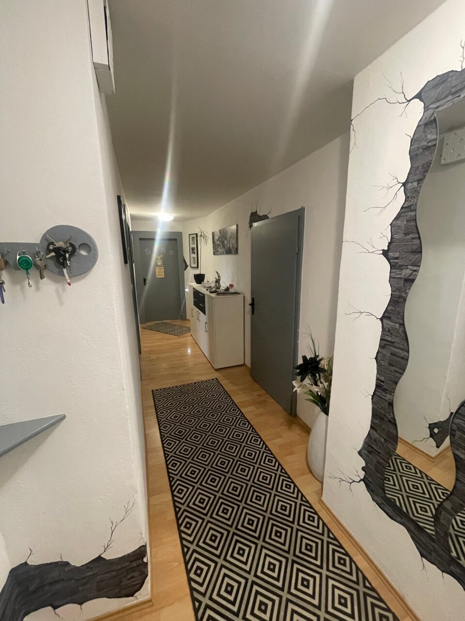 Gut vermietete ETW in saniertem Wohn-Geschäftshaus in guter Wohnlage **zentralnahe Lage**  