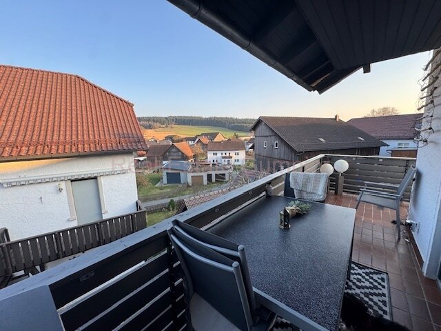 Top gepflegtes 2-3 Fam.-Wohnhaus -- Immer wieder renoviert und modernisiert ** Top ** EBK und Balkone