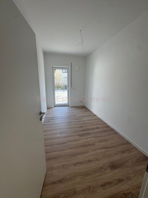 Erstbezug **Moderne 4 Zimmer Wohnung mit 2 Balkonen ** QNG - KfW-Förderfähig -- Erstbezug 