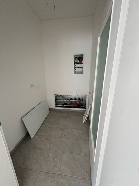 Erstbezug **Moderne 4 Zimmer Wohnung mit 2 Balkonen ** QNG - KfW-Förderfähig -- Erstbezug 