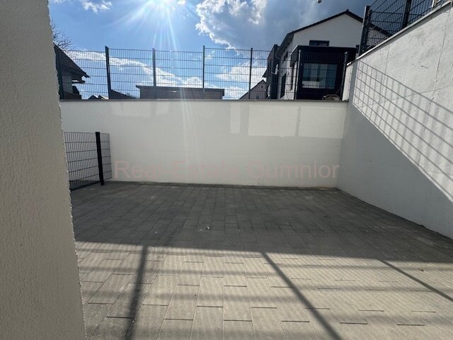 Erstbezug **Moderne 4 Zimmer Wohnung mit 2 Balkonen ** QNG - KfW-Förderfähig -- Erstbezug 