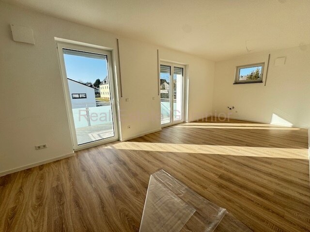 Erstbezug ** Hoher Wohnkomfort -- wenig Nebenkosten ** Balkon ** Top Ausstattung