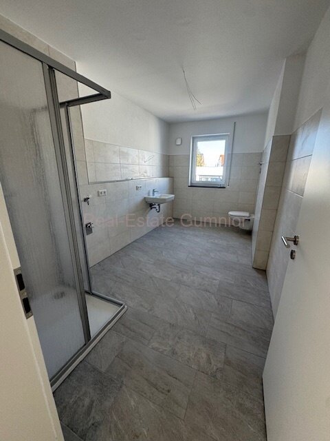 Erstbezug ** Hoher Wohnkomfort -- wenig Nebenkosten ** Balkon ** Top Ausstattung