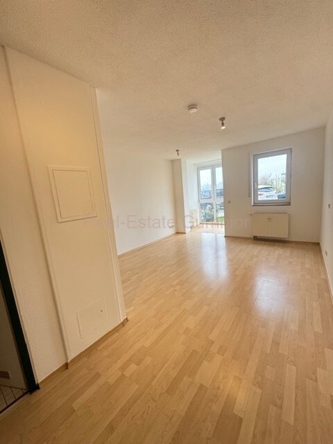 Weiden: ** Top ** Gepflegtes 1 Zimmer Apartment mit EBK und TG-Stellplatz ** Wintergarten ** 