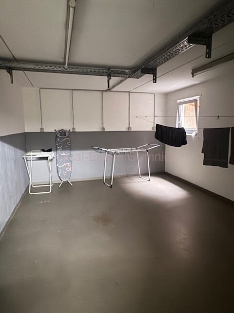 ** Top ** Gepflegtes 1 Zimmer Apartment mit EBK und TG-Stellplatz ** Wintergarten **